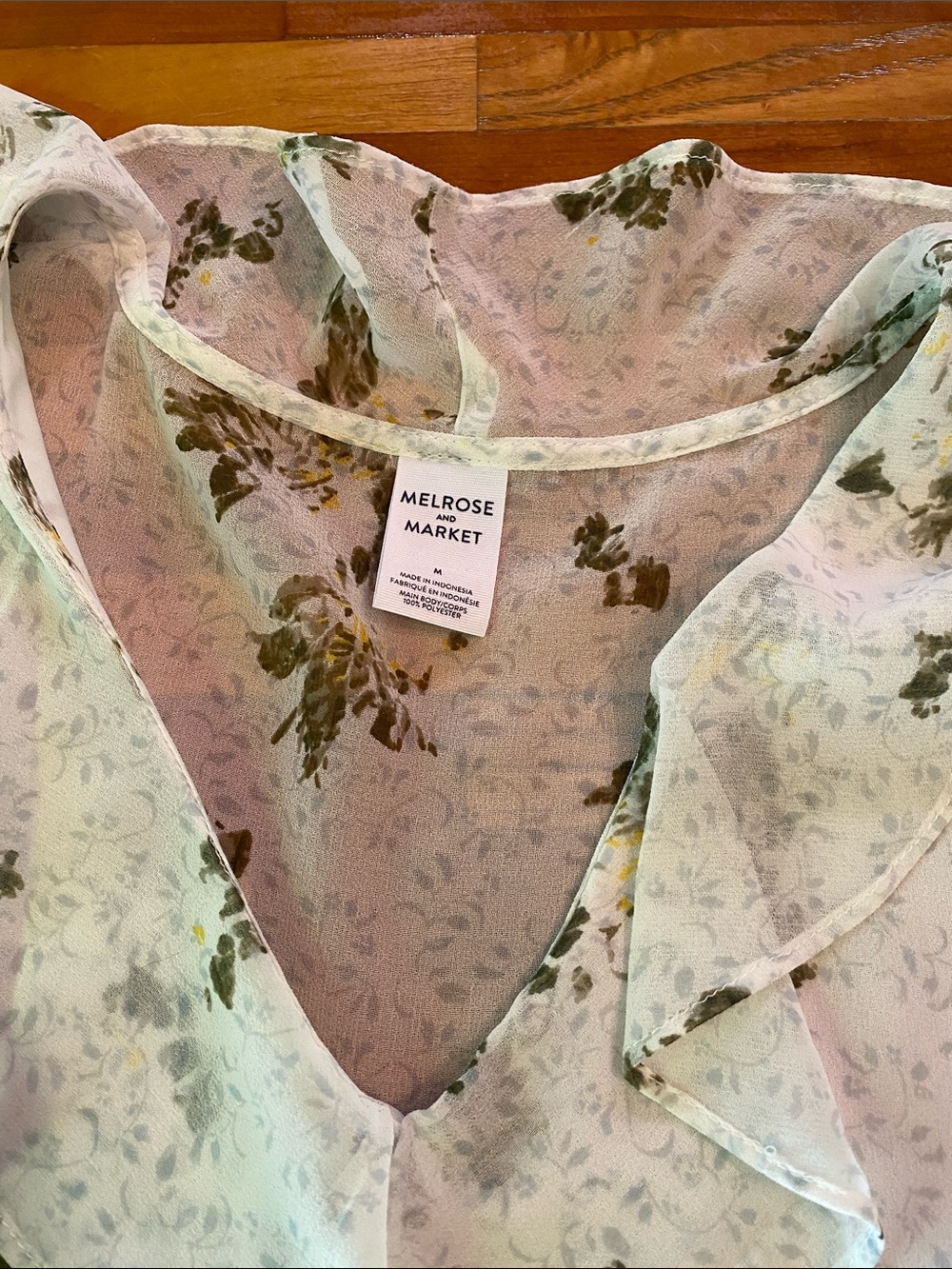 Floral Ruffle Top - Picture 2 of 7
